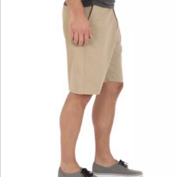 Wrangler Mens khaki Shorts Size 46 4-Way Flex Knee Length New - Picture 2 of 7